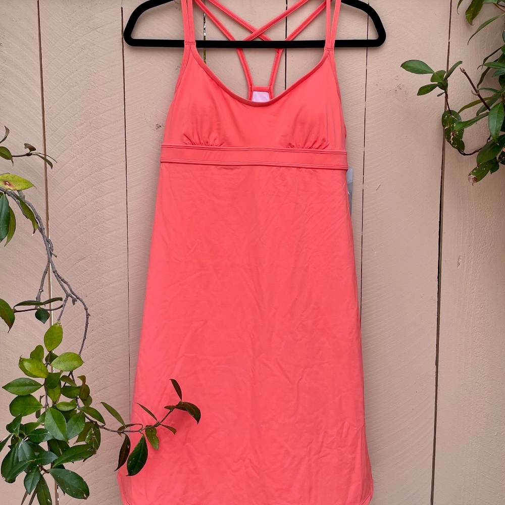 Athleta Sport criss cross back